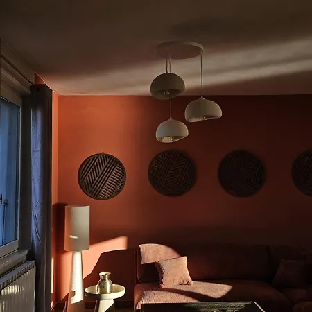 Sam's Room, Bord Du Rhone, Privee Oda ve Kahvaltı