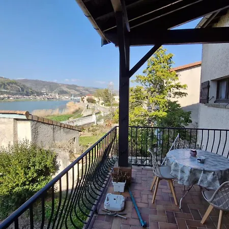 Sam's Room, Bord Du Rhone, Privee